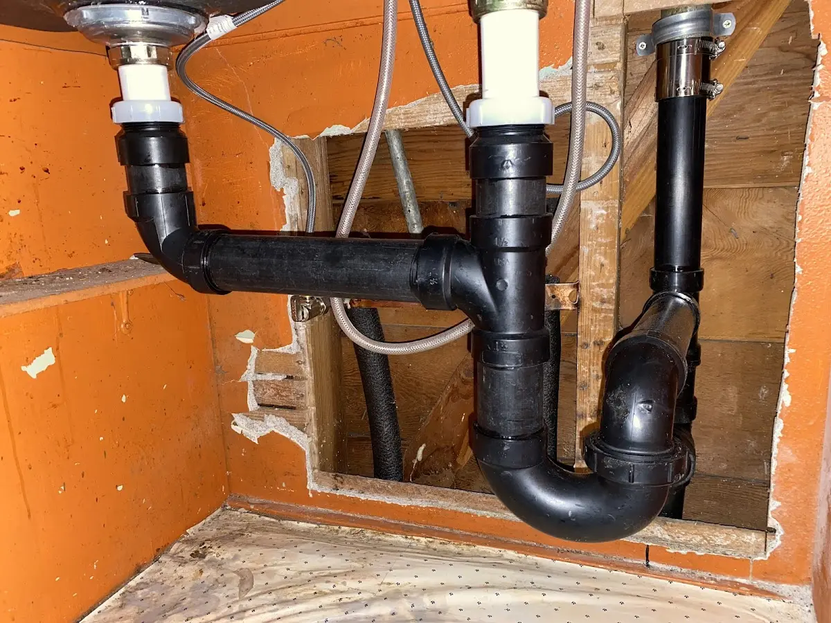 Professional Pipe Bursting equipment and tools on the job in Commerce